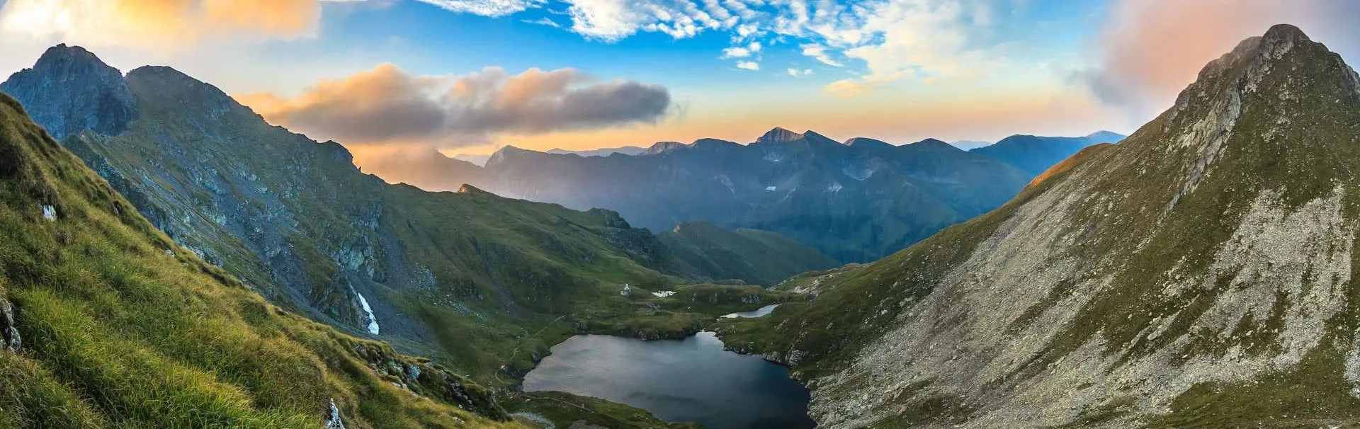 capra-lake_-transylvanian-alps_1[1]