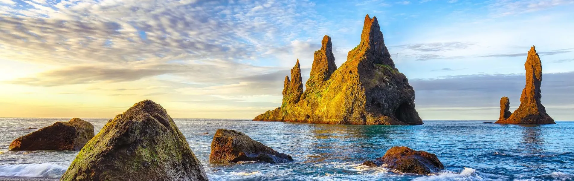 reynisdrangar-stacks[1]