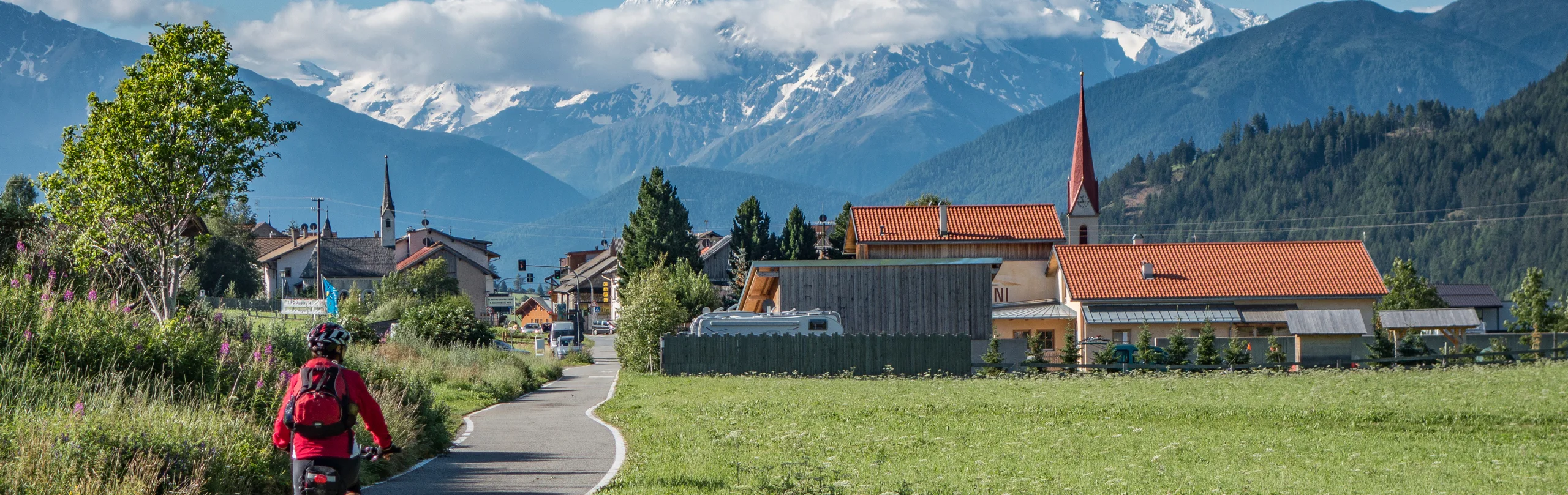 Adige Valley cycle route near Merano