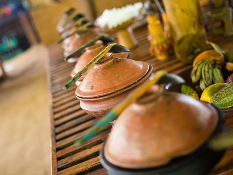 Sri Lankan rice and curry served in traditional pots