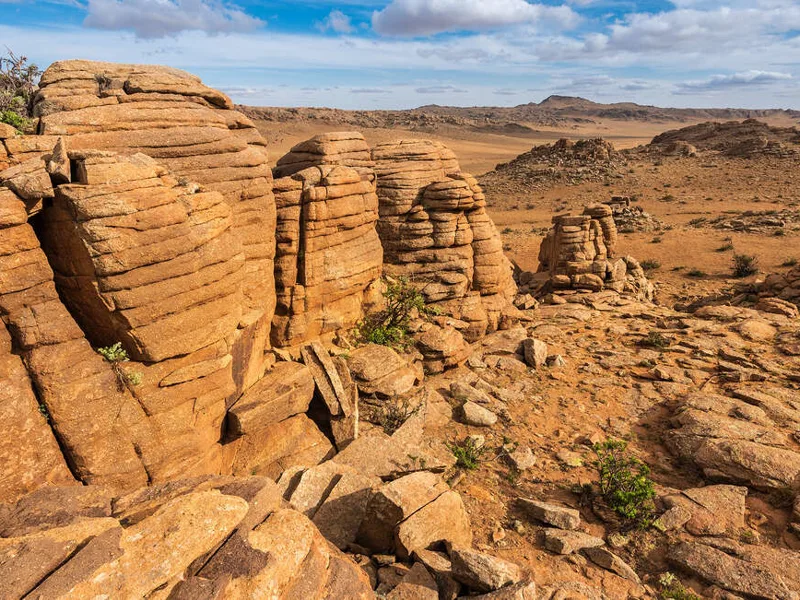 Baga Gazriin Chuluu rock formations