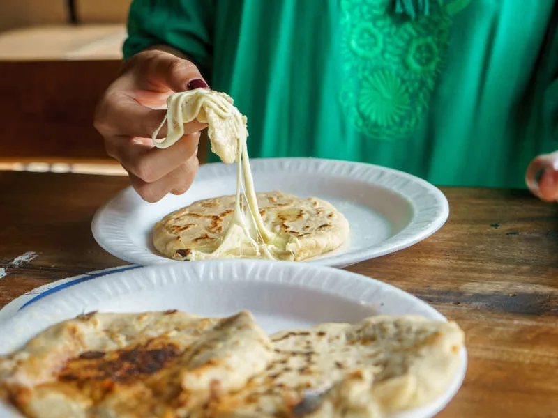 Pupusa-making