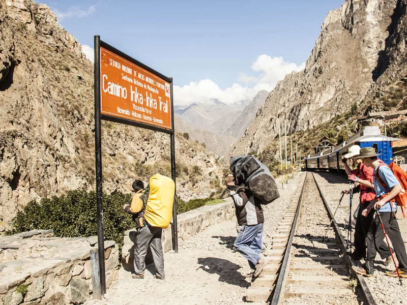Setting off on the Inca Trail