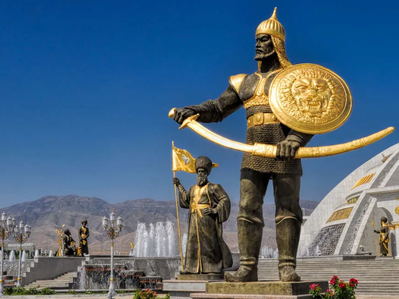 Monument of Independence, Ashgabat