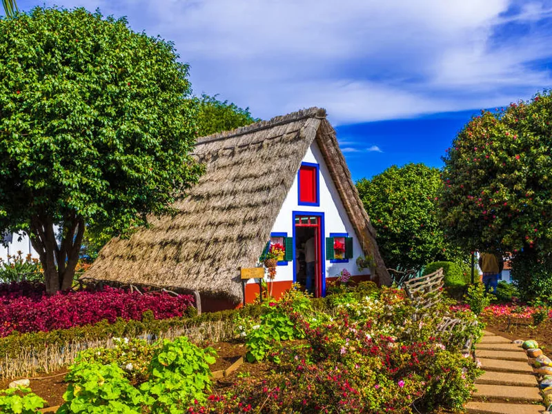 Santana traditional houses