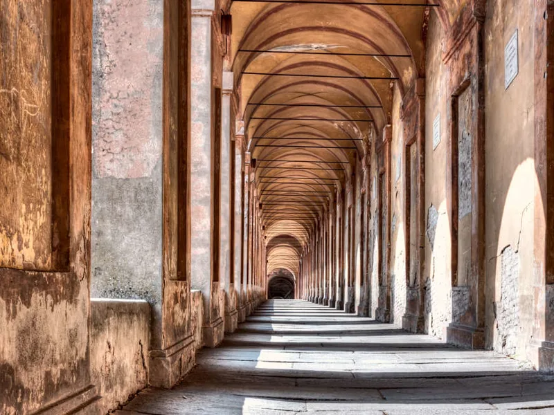 Portico di San Luca arcade, Bologna