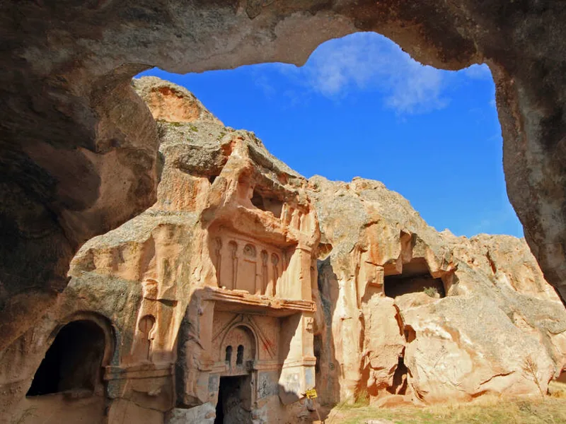 Aciksaray ruins