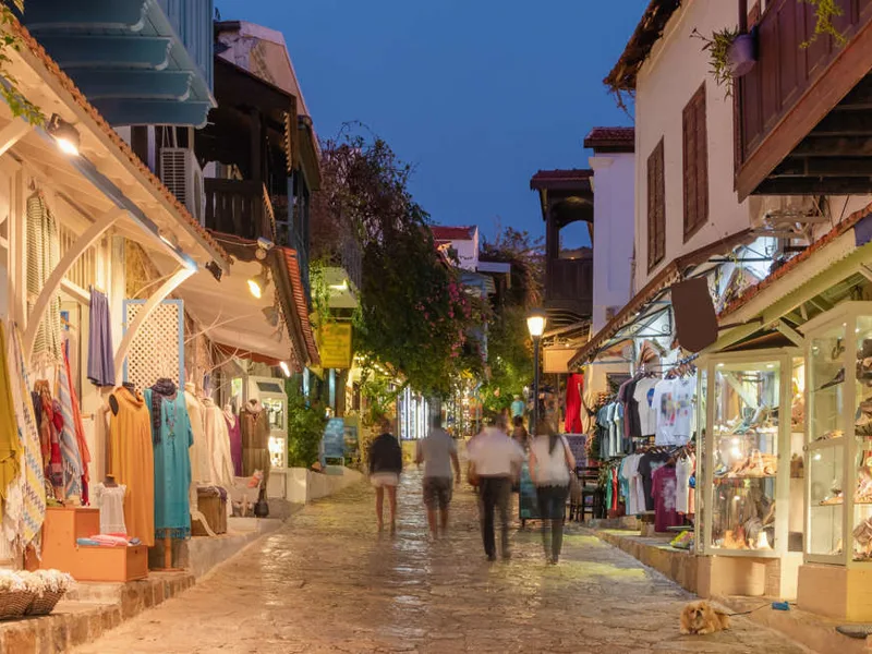 Kas at night