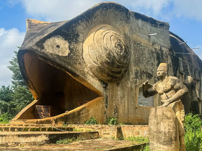 Chameleon temple in Abomey