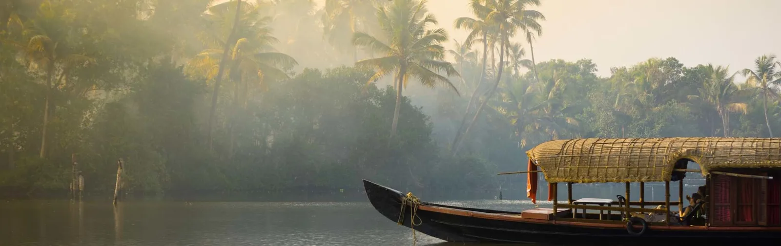 houseboat_-kerala[1]